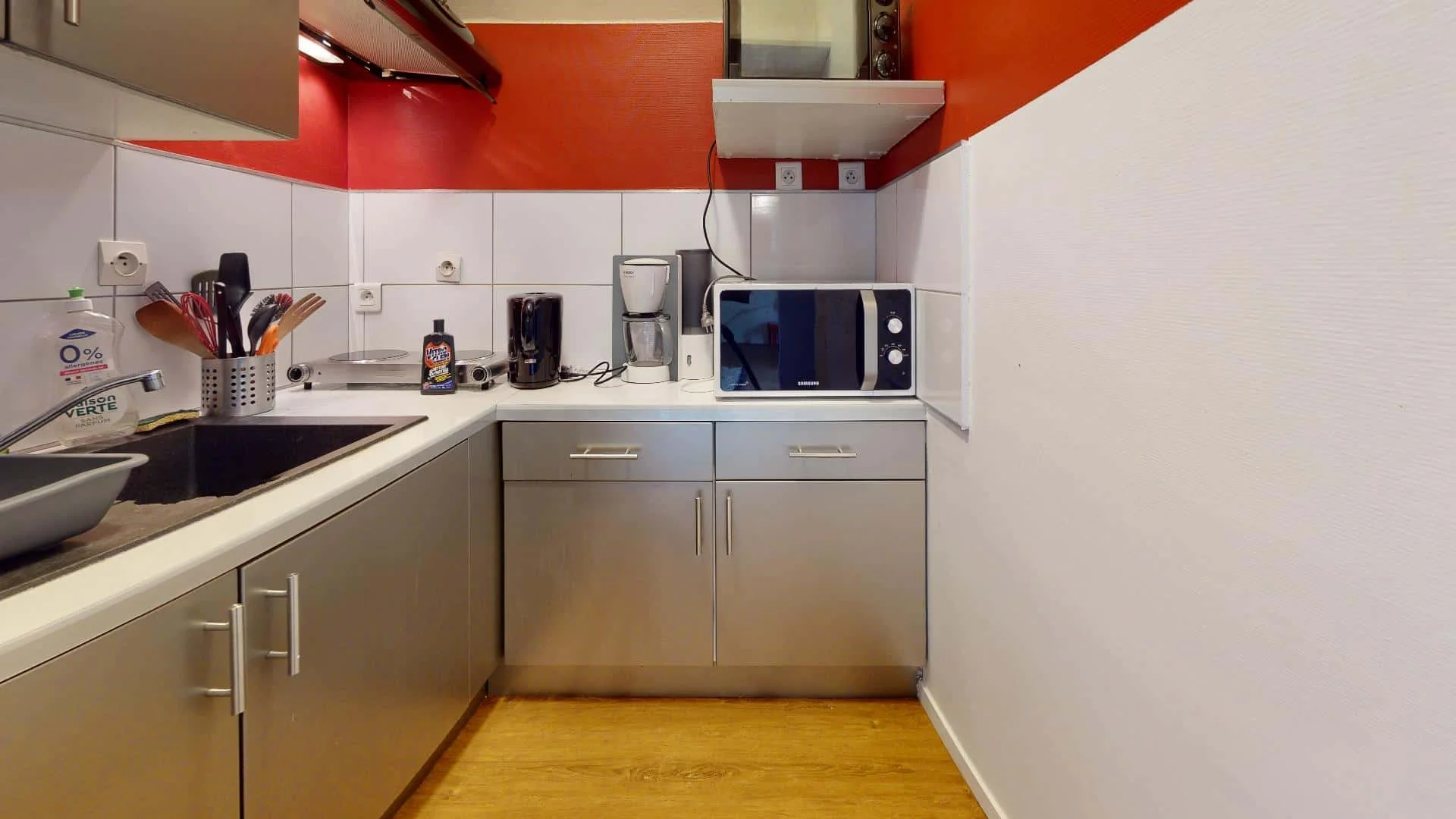 11 Quai de la Jonelière, 44300 Nantes, France