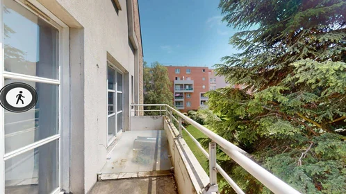 Quarto privado em 5 Mail René Clair, 91080 Évry-Courcouronnes, France, imagem 11 de 17