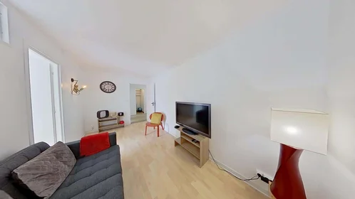 Chambre privée à 5 Rue du 11 Novembre 1918, 76250 Déville-lès-Rouen, France, image 6 de 16