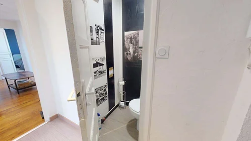 Stanza privata in 41 Rue Séverine, 69100 Villeurbanne, France, immagine 15 di 17