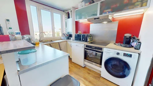 Stanza privata in 41 Rue Séverine, 69100 Villeurbanne, France, immagine 10 di 17