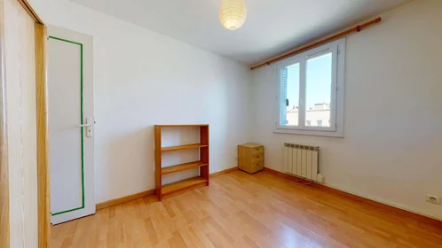 Gesamte Unterkunft in der 48 Bd Maréchal Foch, 38000 Grenoble, France, bild 8 von 26