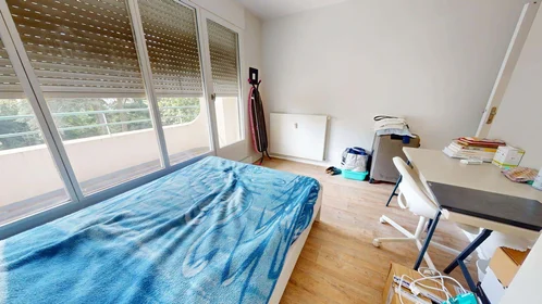 Privatzimmer in der 7 Rue de la Chapelle, 69009 Lyon, France, bild 4 von 18