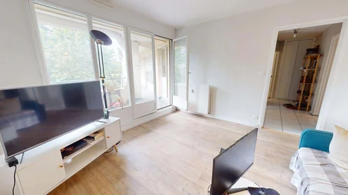 Privatzimmer in der 7 Rue de la Chapelle, 69009 Lyon, France, bild 10 von 18
