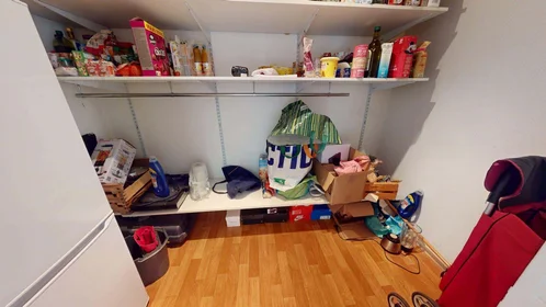 Habitación privada en 7 Rue de la Chapelle, 69009 Lyon, France, imagen 17 de 18