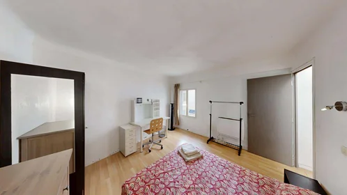 Całe miejsce 17 Rue Saint-Guillaume, 84000 Avignon, France, obraz 16 21