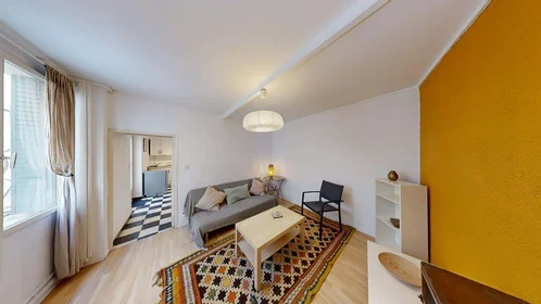 Całe miejsce 17 Rue Saint-Guillaume, 84000 Avignon, France, obraz 4 21