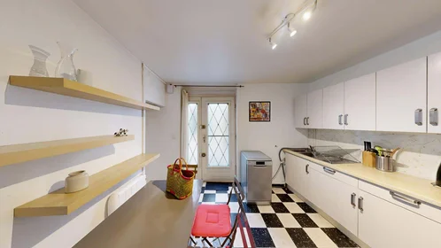 Całe miejsce 17 Rue Saint-Guillaume, 84000 Avignon, France, obraz 9 21