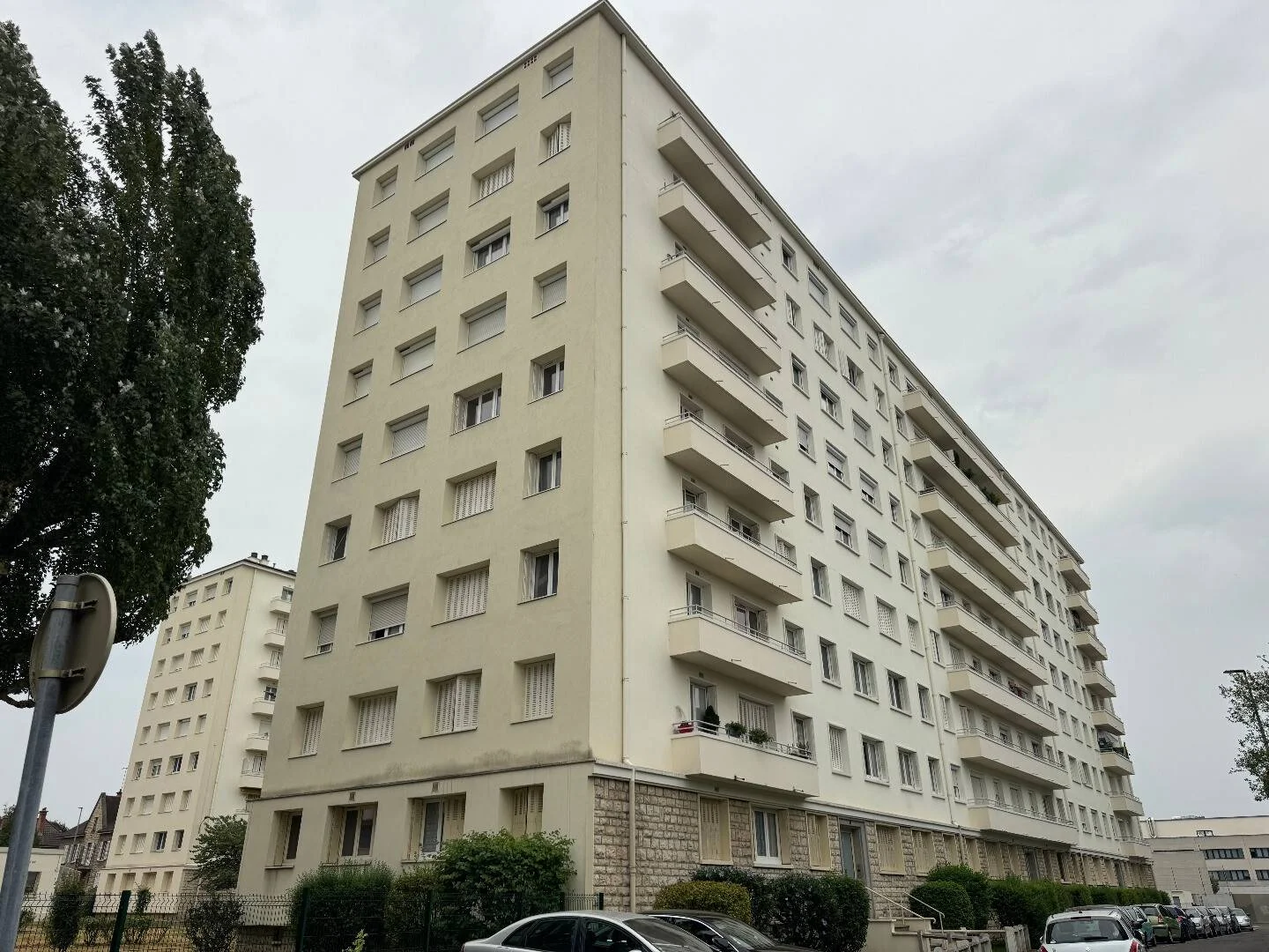 Zimmer in Studentenwohnung in  zu vermieten, voll möbliert