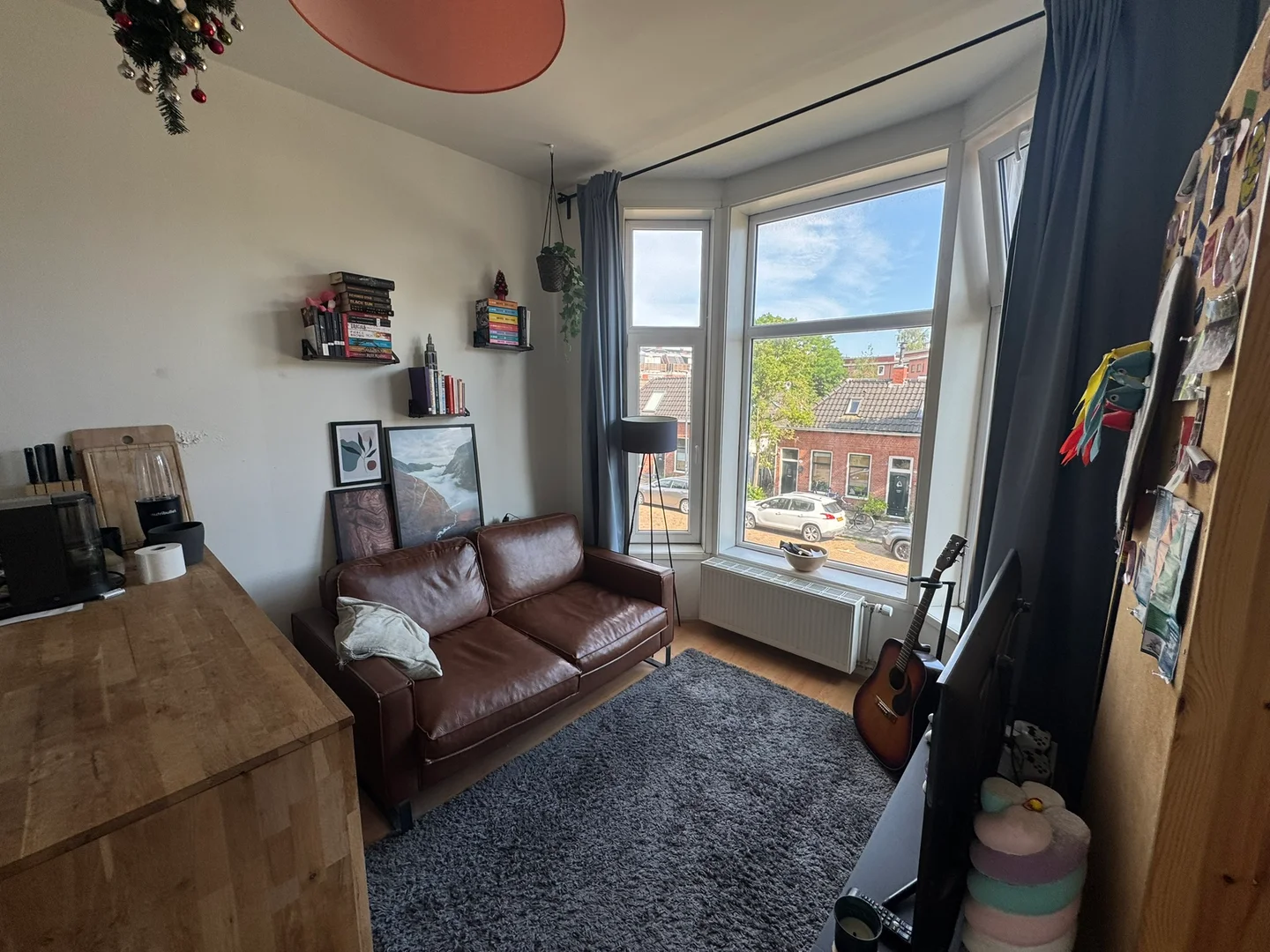 Budget-friendly student room close to campus in 