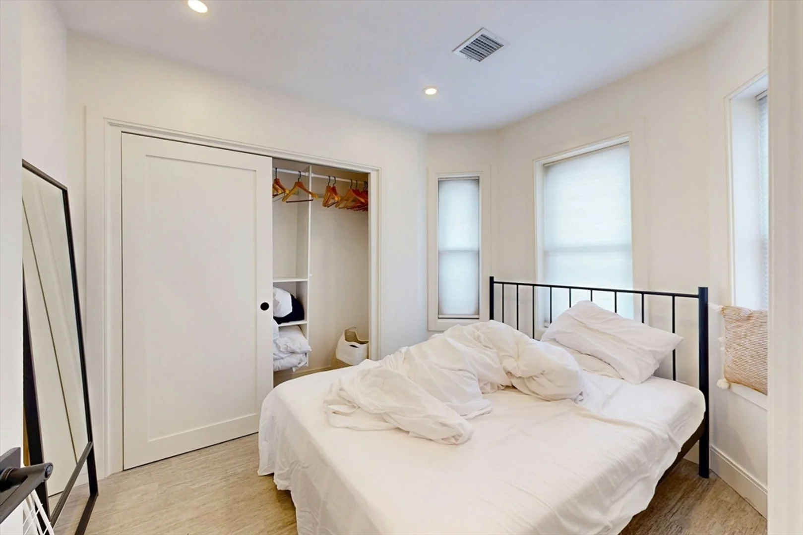 353, East 8th, Unit 3, South Boston, Boston, MA, 02127