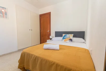 Privatzimmer in der Calle Héroe de Sostoa, Carretera de Cádiz, bild 1 von 10