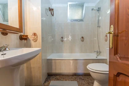 Quarto privado em Calle Héroe de Sostoa, Carretera de Cádiz, imagem 10 de 10