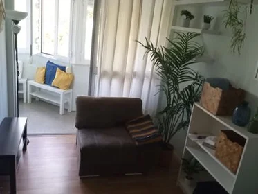 Habitación privada en Olivais - Rua Cidade de Negage, 3o Esquerdo, imagen 1 de 16