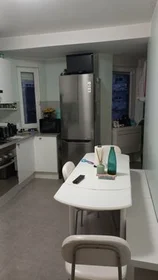 Habitación privada en Olivais - Rua Cidade de Negage, 3o Esquerdo, imagen 2 de 16