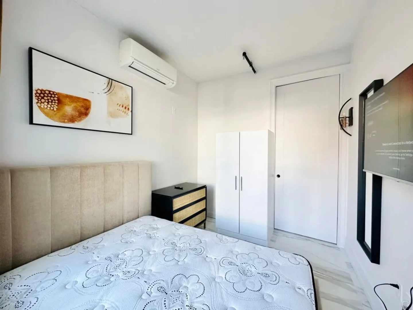 987 Willoughby Avenue,  1E, Bushwick, Brooklyn, NY, 11221