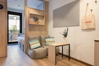 Apartamento inteiro em Avenida de Europa, , imagem 1 de 10