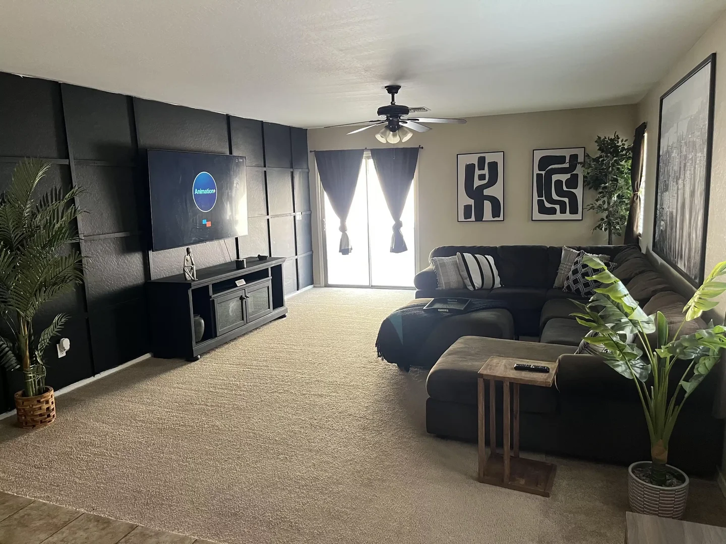 Habitación estudiantil luminosa y aireada con fácil acceso a la universidad en 