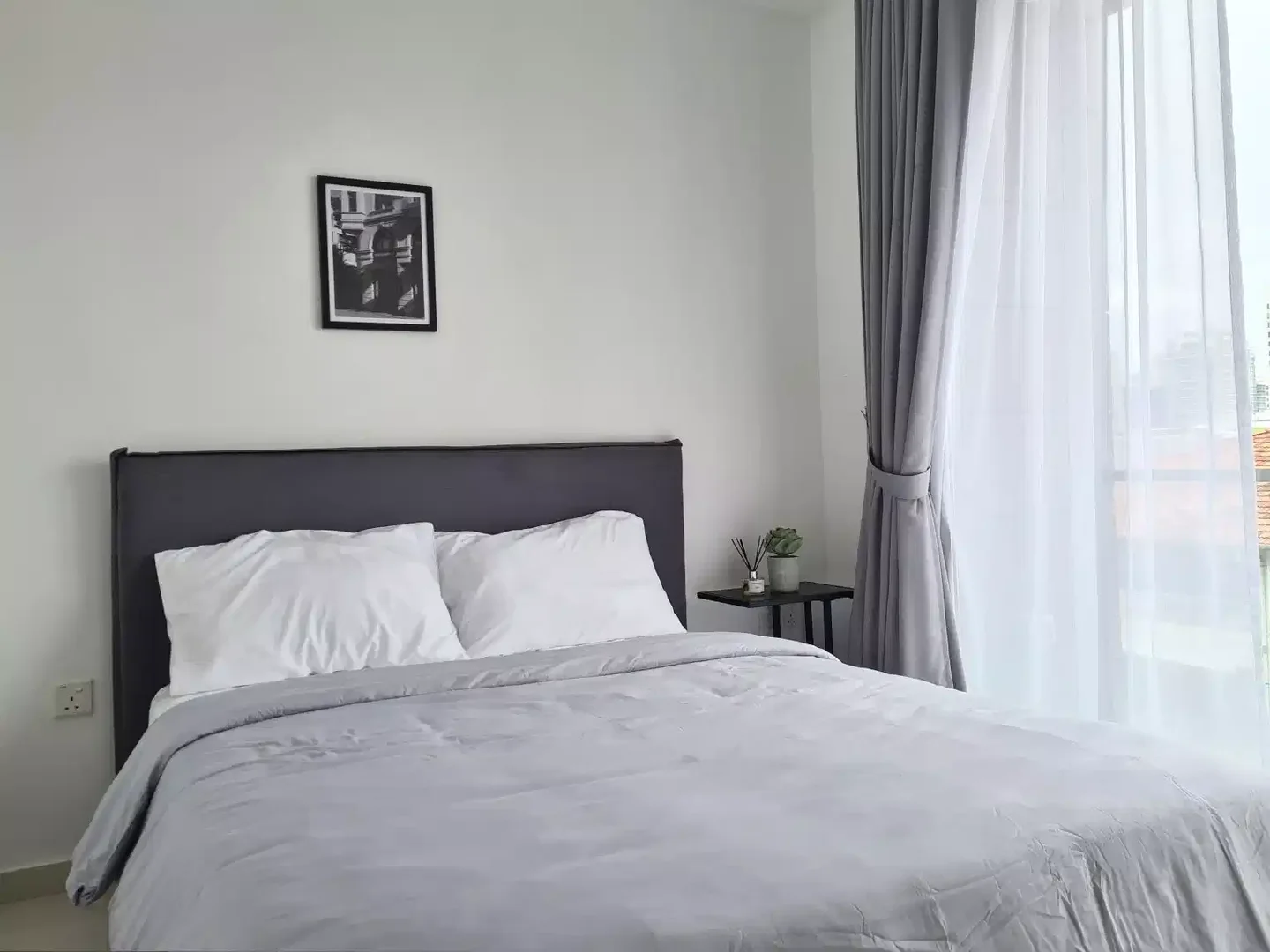 Convenient studio apartment for student living in