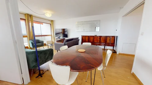 Privatzimmer in der 2 Passage De L'europe, La Rochelle 17000, bild 11 von 12