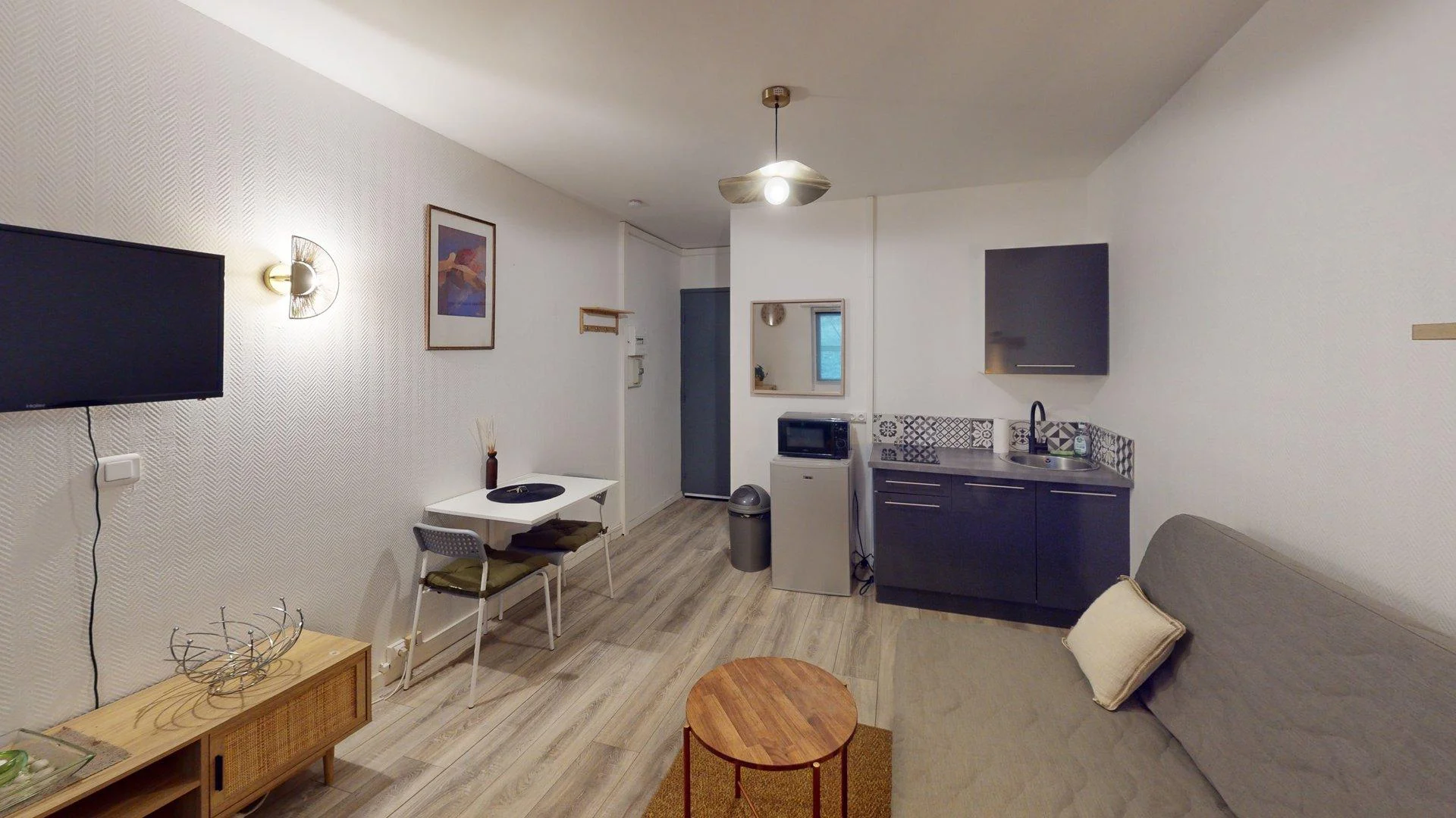 Studentenfreundliches Zimmer in mit modernen Annehmlichkeiten