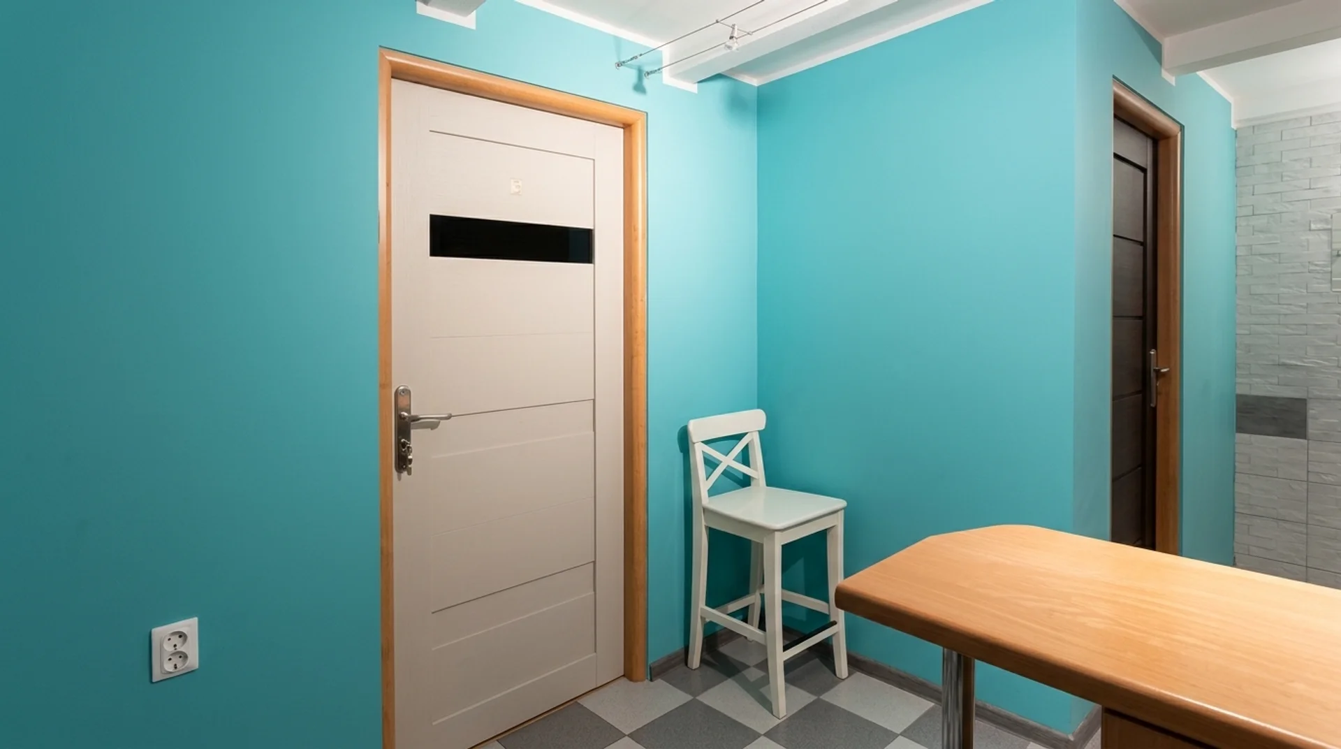 Student-friendly room in  with modern amenities
