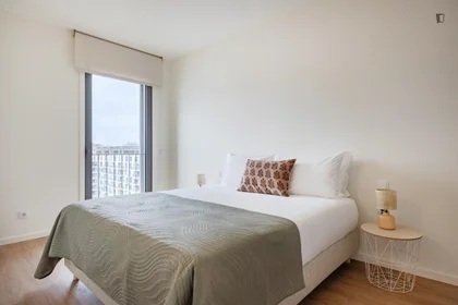 Apartamento inteiro em Rua Professor Manuel Baganha, imagem 1 de 10