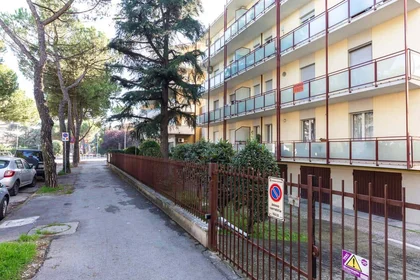 Dairenin tamamı konumu Via Arcangelo Corelli, 1, 47121 Forlì FC, Italia, 26 32 görüntüsü