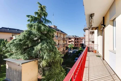 Dairenin tamamı konumu Via Arcangelo Corelli, 1, 47121 Forlì FC, Italia, 28 32 görüntüsü