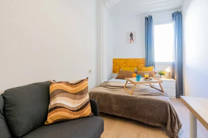 Quarto privado em Carrer d'Honorat Juan, Extramurs, València, Valencia, Spain, imagem 7 de 36