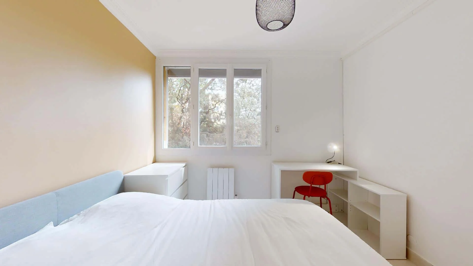 Chambre à louer dans un appartement d'étudiant à , entièrement meublée