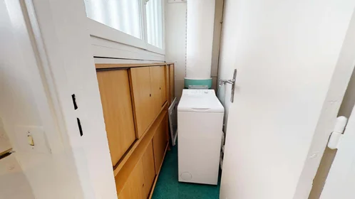 Stanza privata in 7 Av. Auguste Blanqui, 69100 Villeurbanne, France, immagine 6 di 17