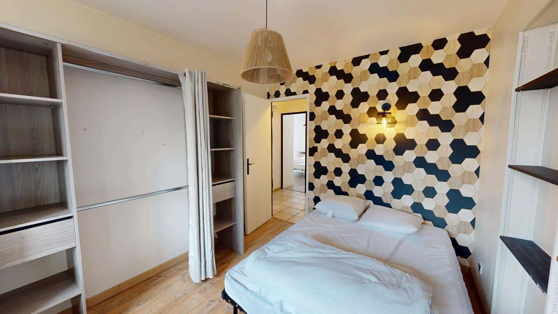 Funktionelles Studentenzimmer perfekt zum Studieren in 