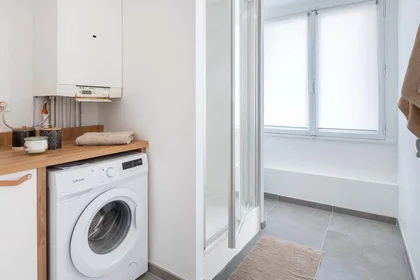 Stanza privata in 301 Cr Émile-Zola, 69100 Villeurbanne, France, immagine 16 di 17