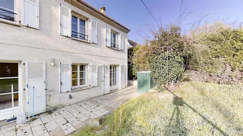 Özel oda konumu 5 Bis All. des Plantes, 95000 Cergy, France, 12 20 görüntüsü