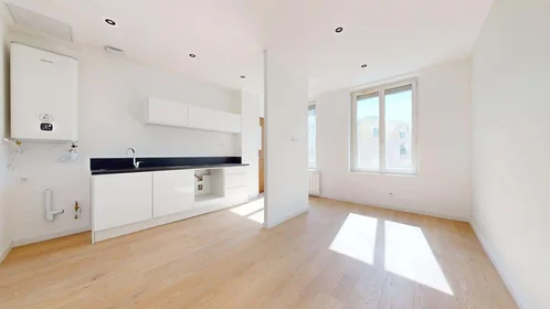 {area} içinde 2 yatak odalı konaklama