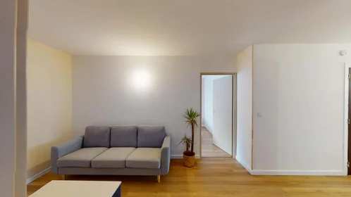 Habitación privada en 10 Av. Winston Churchill, 31100 Toulouse, France, imagen 12 de 19