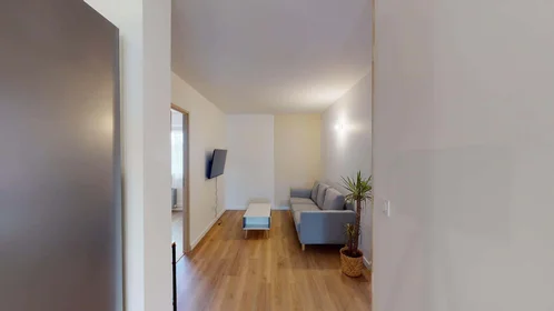 Habitación privada en 10 Av. Winston Churchill, 31100 Toulouse, France, imagen 13 de 19