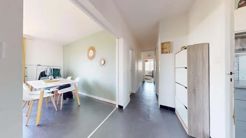 Habitación privada en 23 Rue des Ormeaux, 49100 Angers, France, imagen 18 de 19