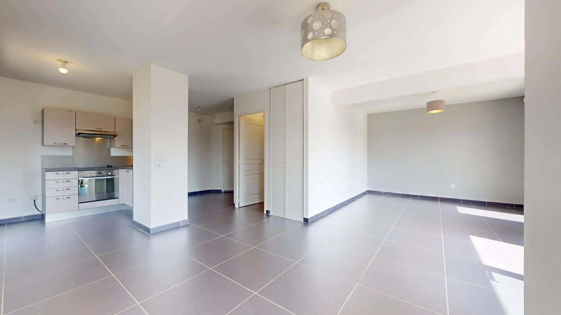 5 Rue Louise Michel, 38100 Grenoble, France