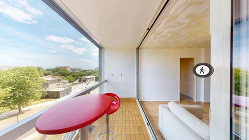 Habitación privada en 3 Rue Georges Bernanos, 31100 Toulouse, France, imagen 8 de 17