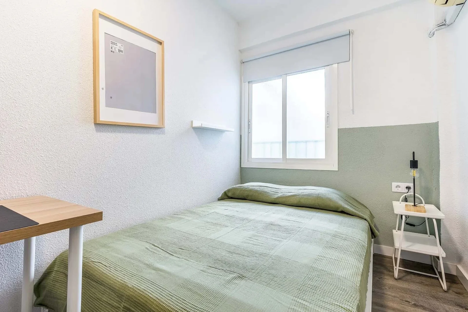 Confortevole e spaziosa stanza per studenti in 