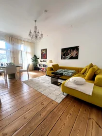 Entire apartment at Waldenserstraße 9, 10551 Berlin, Deutschland, image 1 of 10