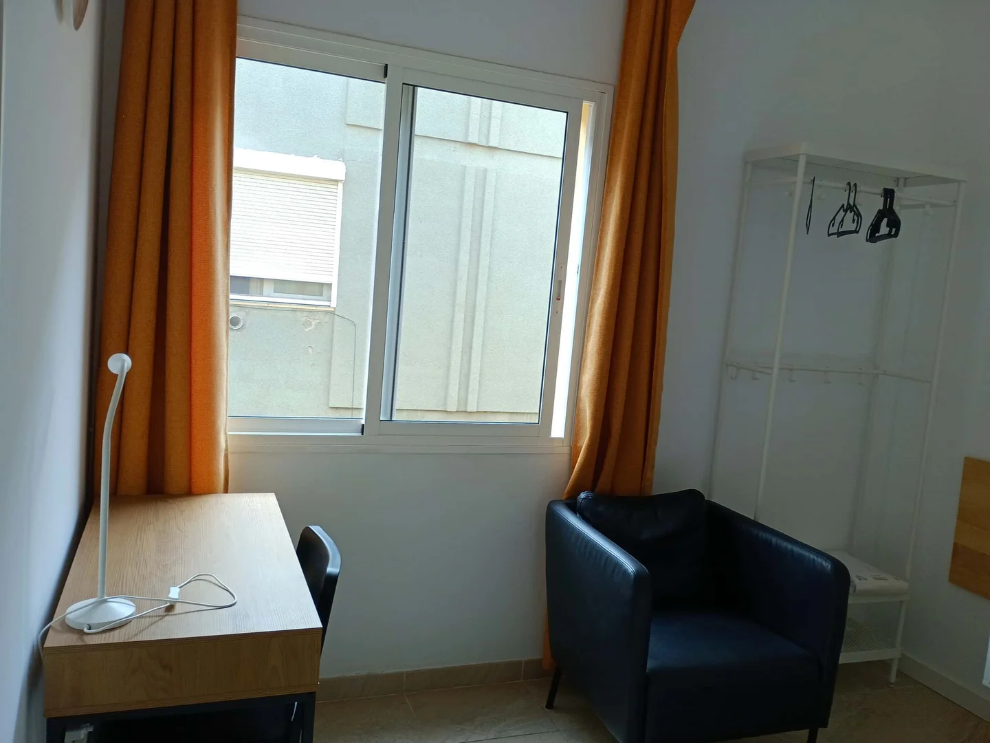 Chambre d'étudiant confortable et spacieuse dans