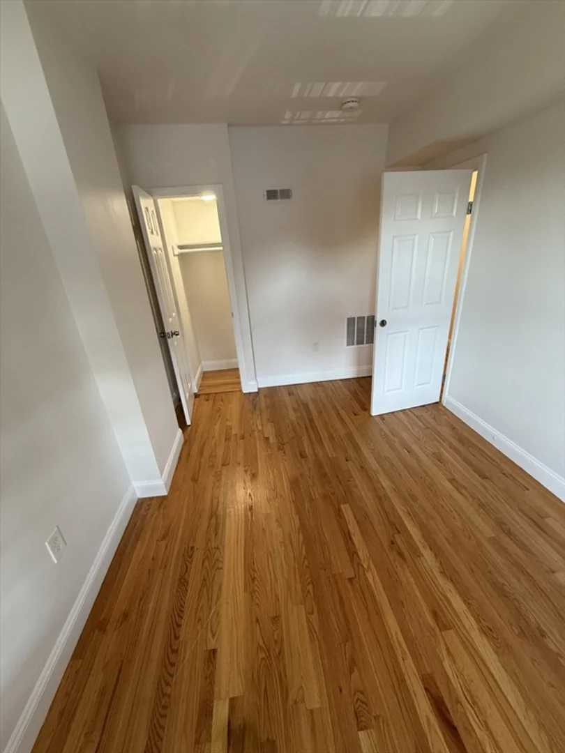 1905, Columbus Ave., Unit 1, Roxbury, Boston, MA, 02119