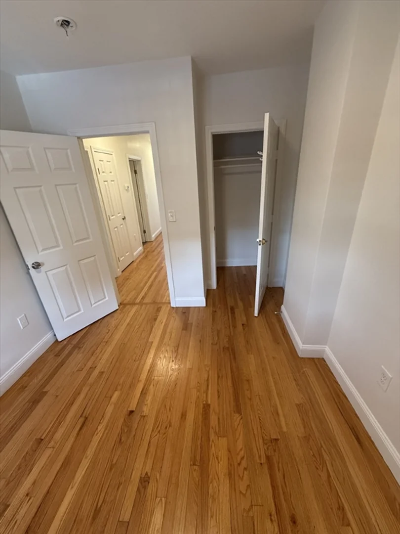 1905, Columbus Ave., Unit 1, Roxbury, Boston, MA, 02119