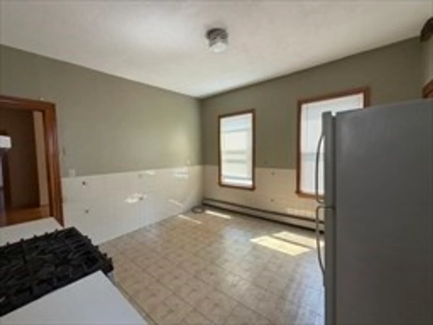 379, Cardinal Mederios Ave., Unit 3, Wellington-Harrington, Cambridge, MA, 02141