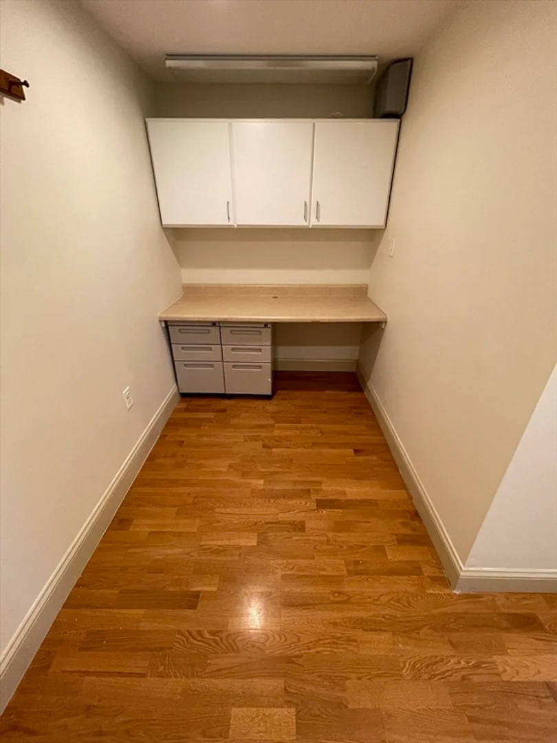 8, Museum Way, Unit 1803, East Cambridge, Cambridge, MA, 02141