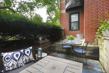 Alojamiento entero en residencia en 60, Gibson St., Unit 104, Dorchester, Boston, MA, 02122, imagen 6 de 18