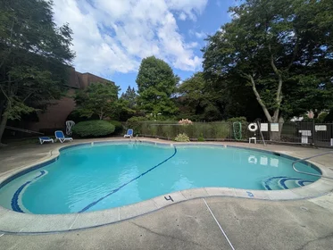 Alojamiento entero en residencia en 142, Kenrick, Unit 34, Brighton, Boston, MA, 02135, imagen 2 de 32